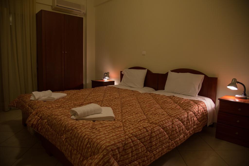 Pension Konstantinoupolis Bed & Breakfast Asprovalta Exterior photo