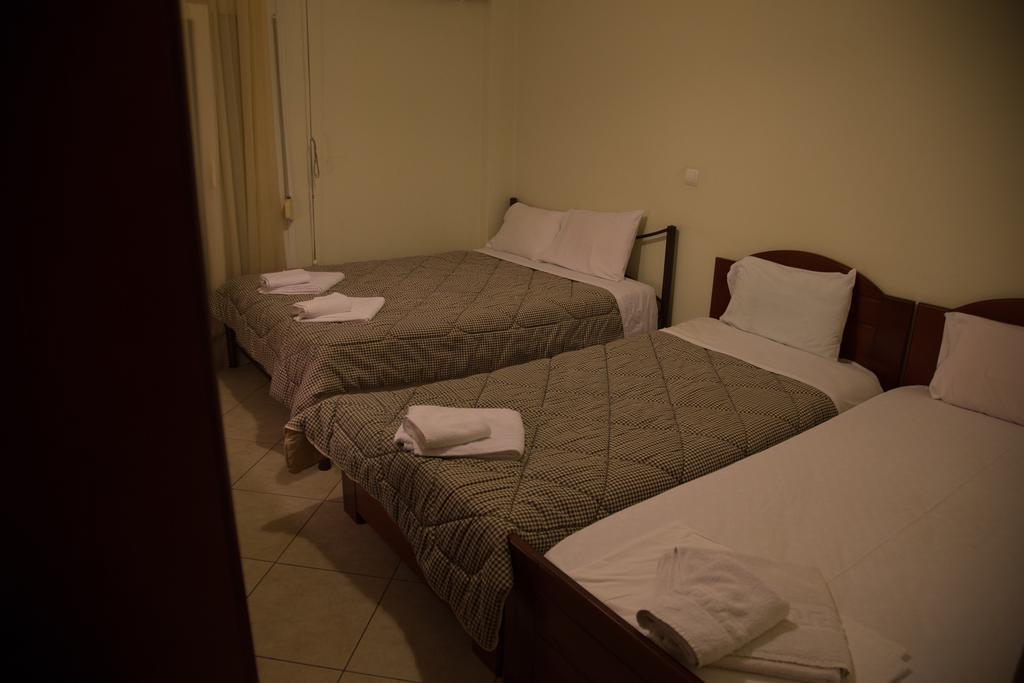 Pension Konstantinoupolis Bed & Breakfast Asprovalta Exterior photo